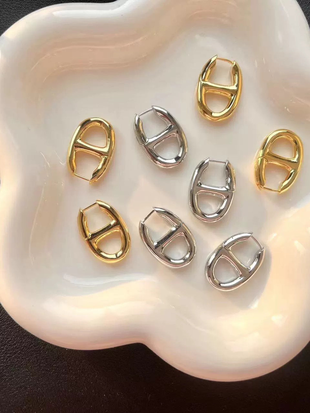 Altın Domuz Burun Küpeleri