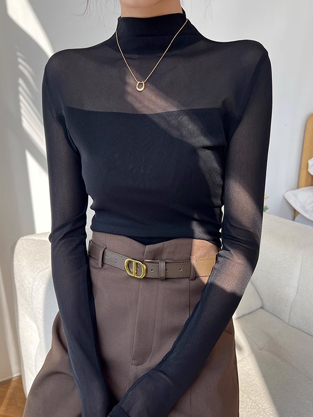 Balıkçı Yaka Şeffaf File Panelli Tişört