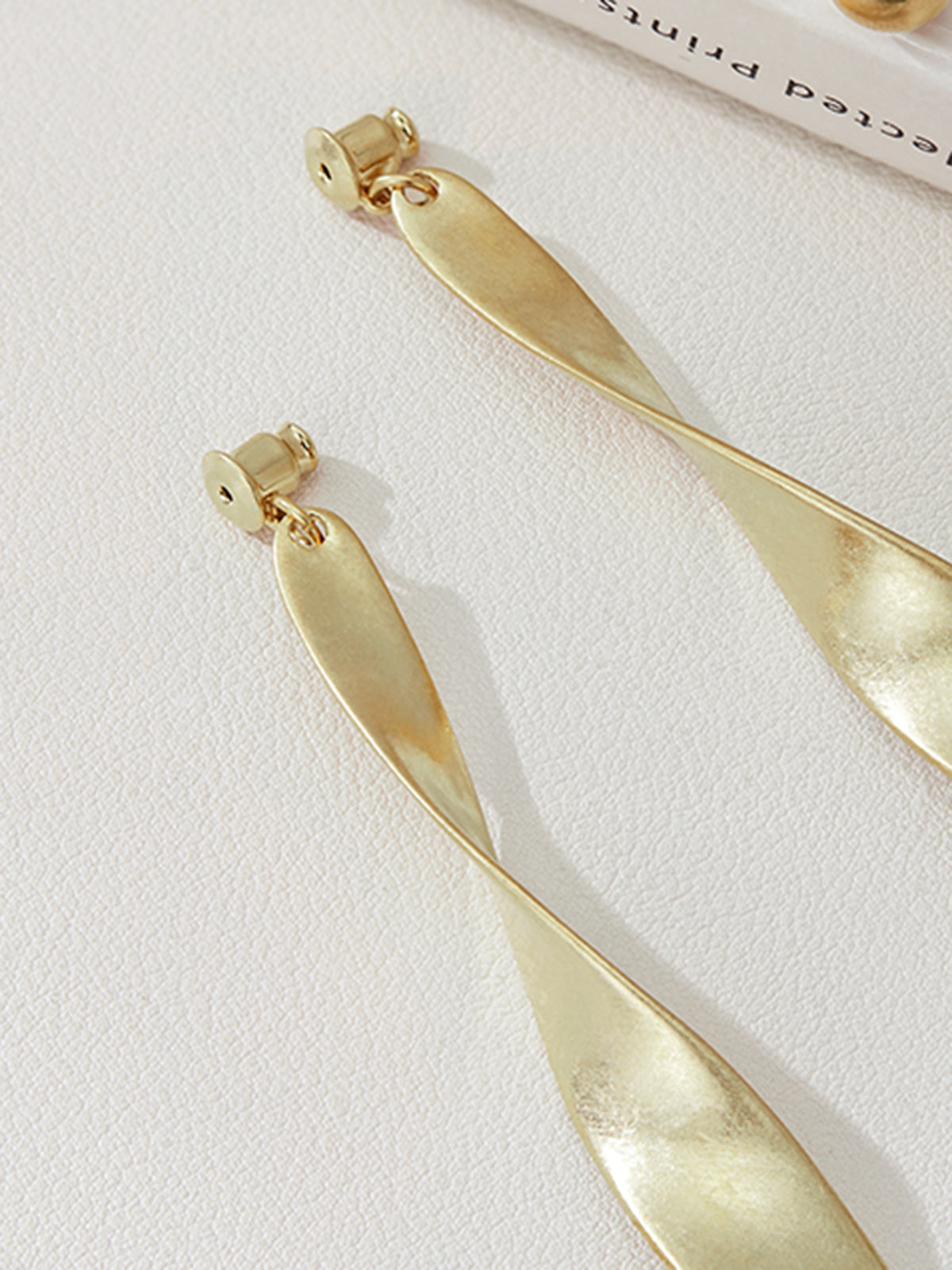 Vintage Metal Twist Damla Küpeler