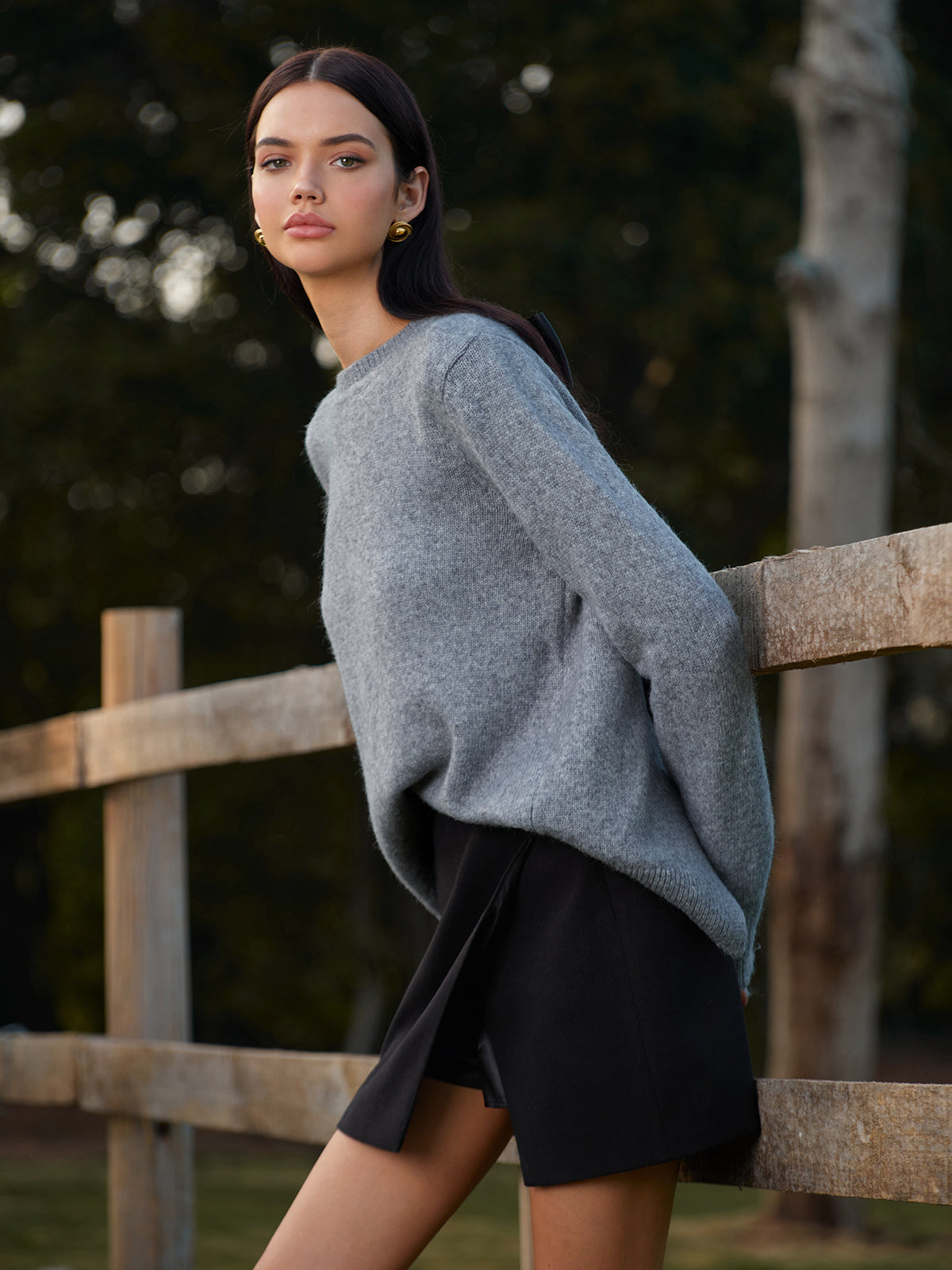 Yuvarlak Yaka Fiyonklu Kazak