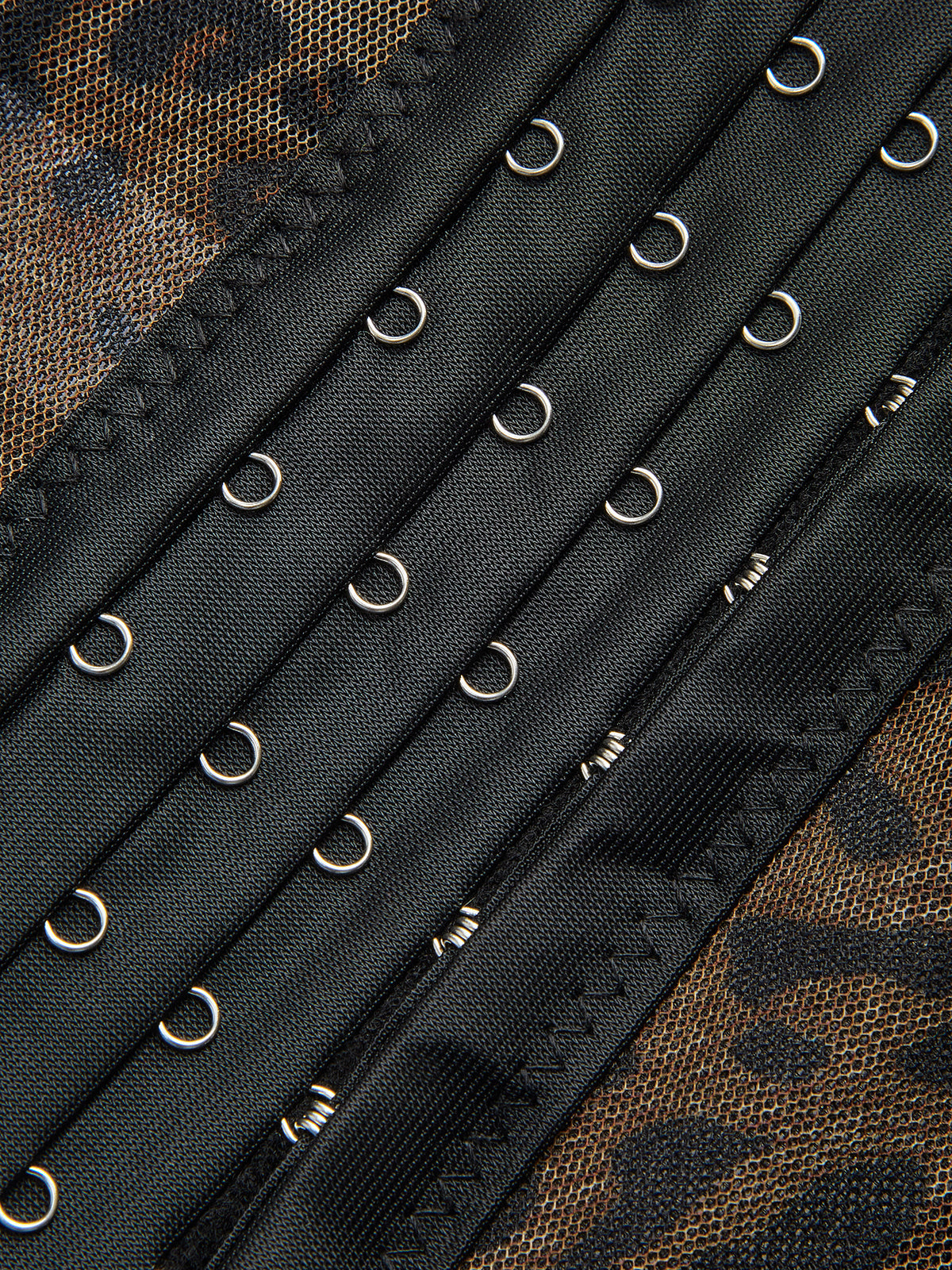 Yarı Şeffaf Leopar Desenli Korse