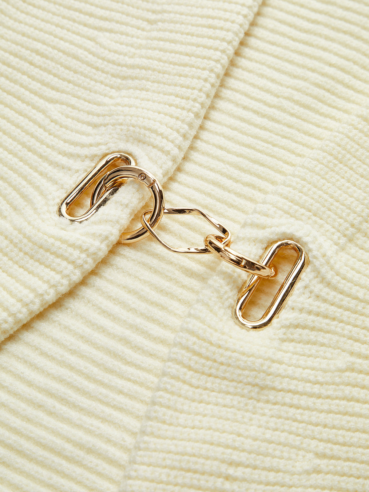 Koyun Paçası Kollu Metal Hırka