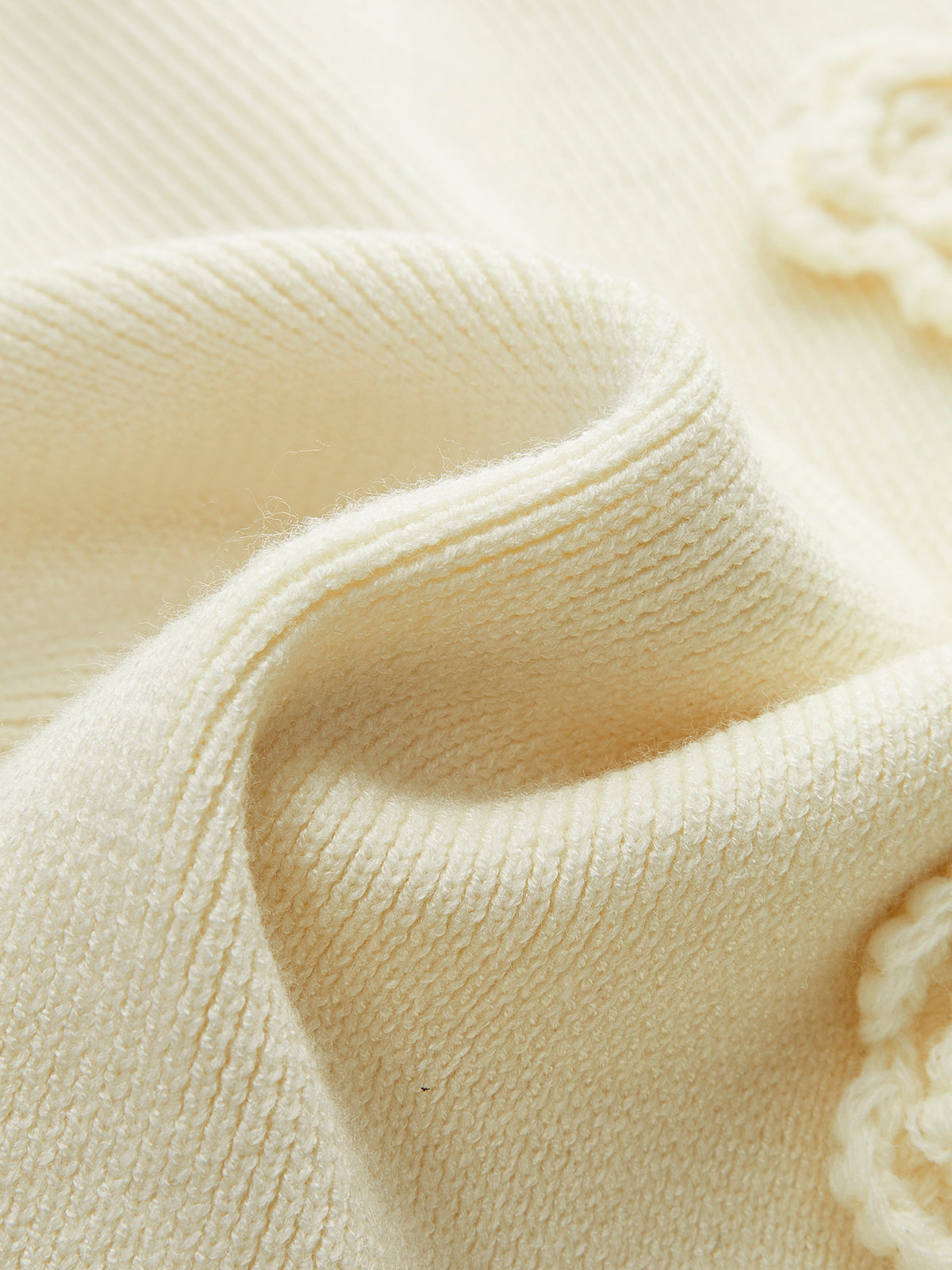 3D Çiçekli Marul Kenarlı Hırka