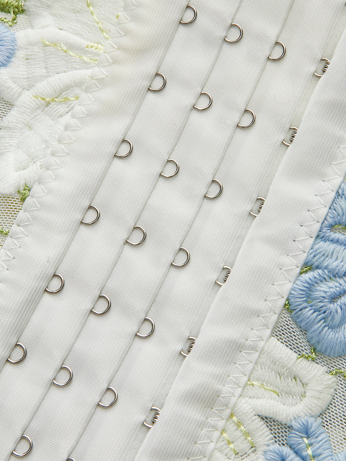 Çiçek İşlemeli Kalp Korse