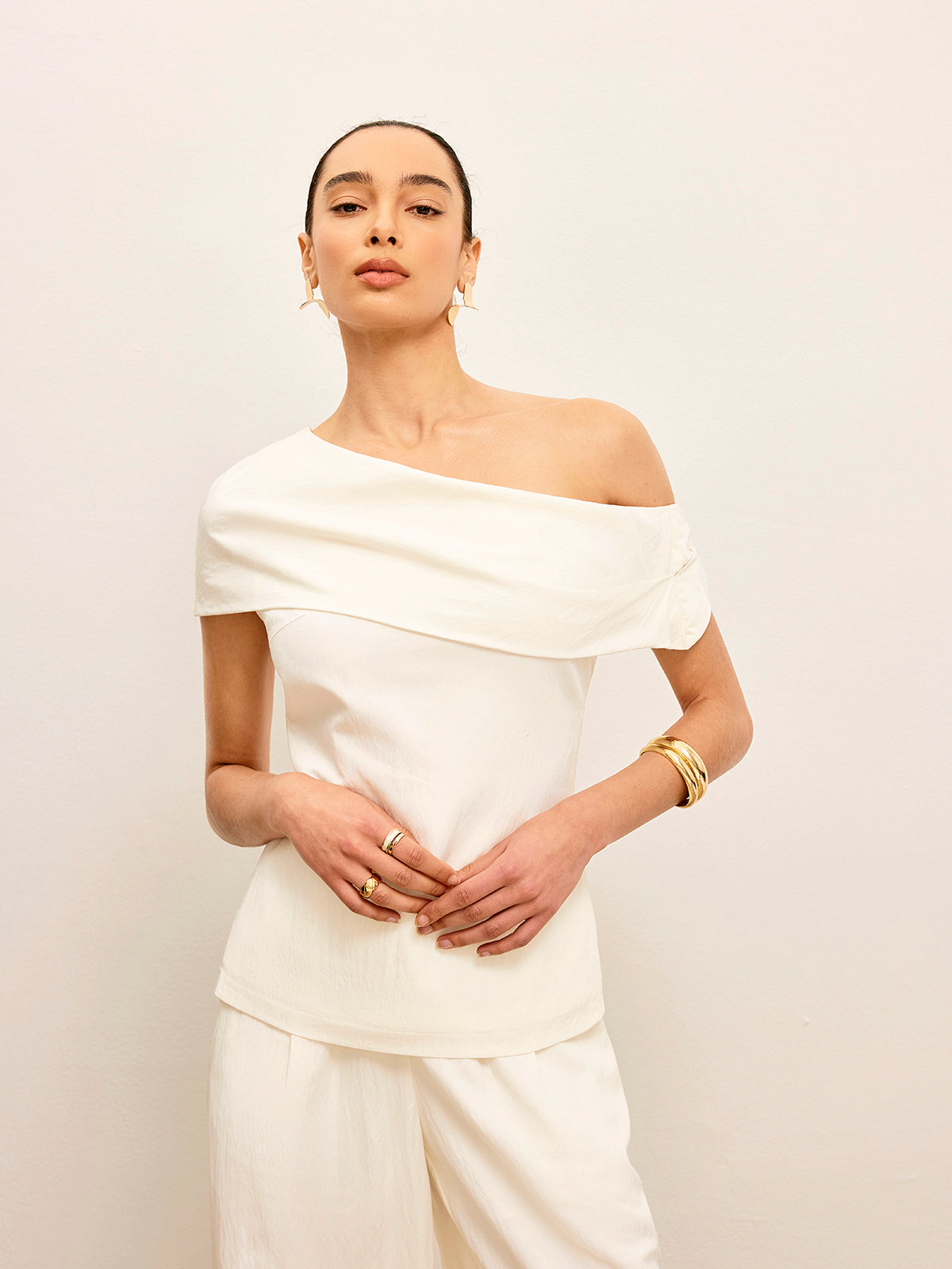 Tek Omuzlu Drapeli Üst