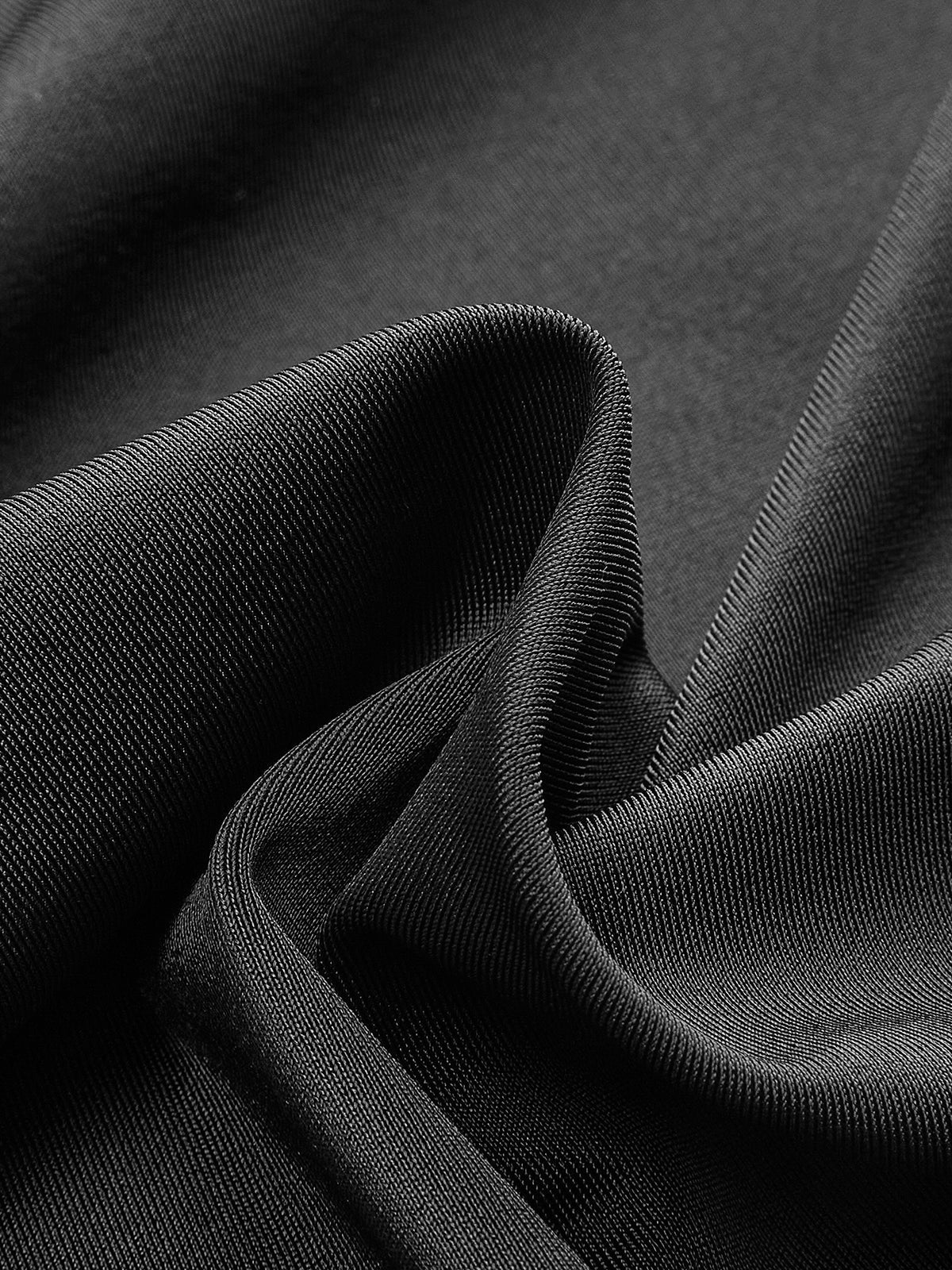 Altın Detaylı Bikini Takımı ve Etekli