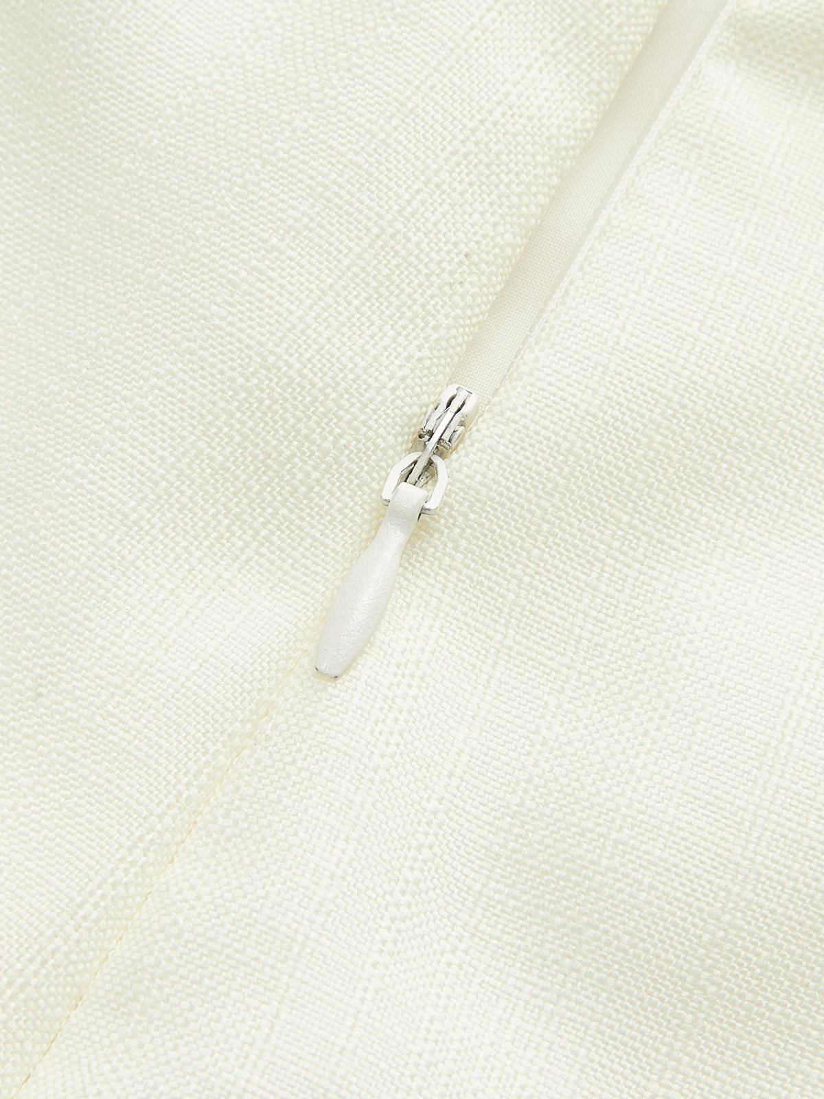 Çiçek Desenli Üç Parçalı Şort Takımı Kemerli