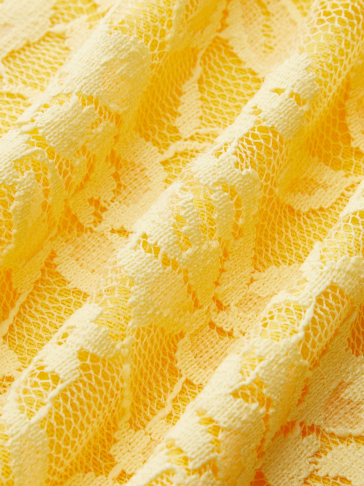 Halter Yaka Çiçekli Dantel Elbise