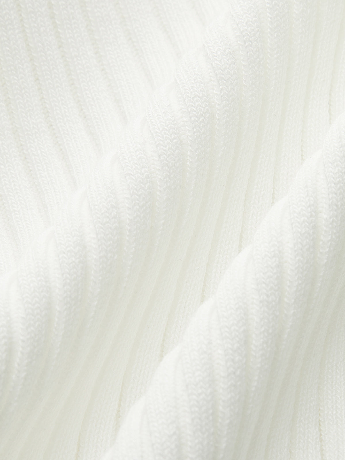 Kabartmalı Kesimli Atlet