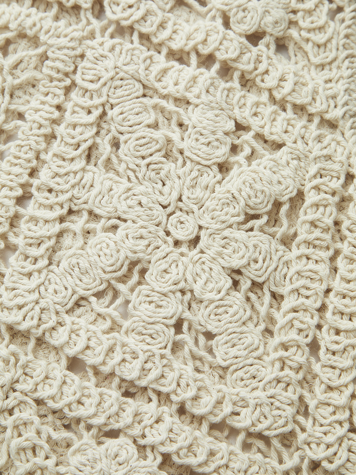 Önü Düğmeli Tığ Örgü Yelek