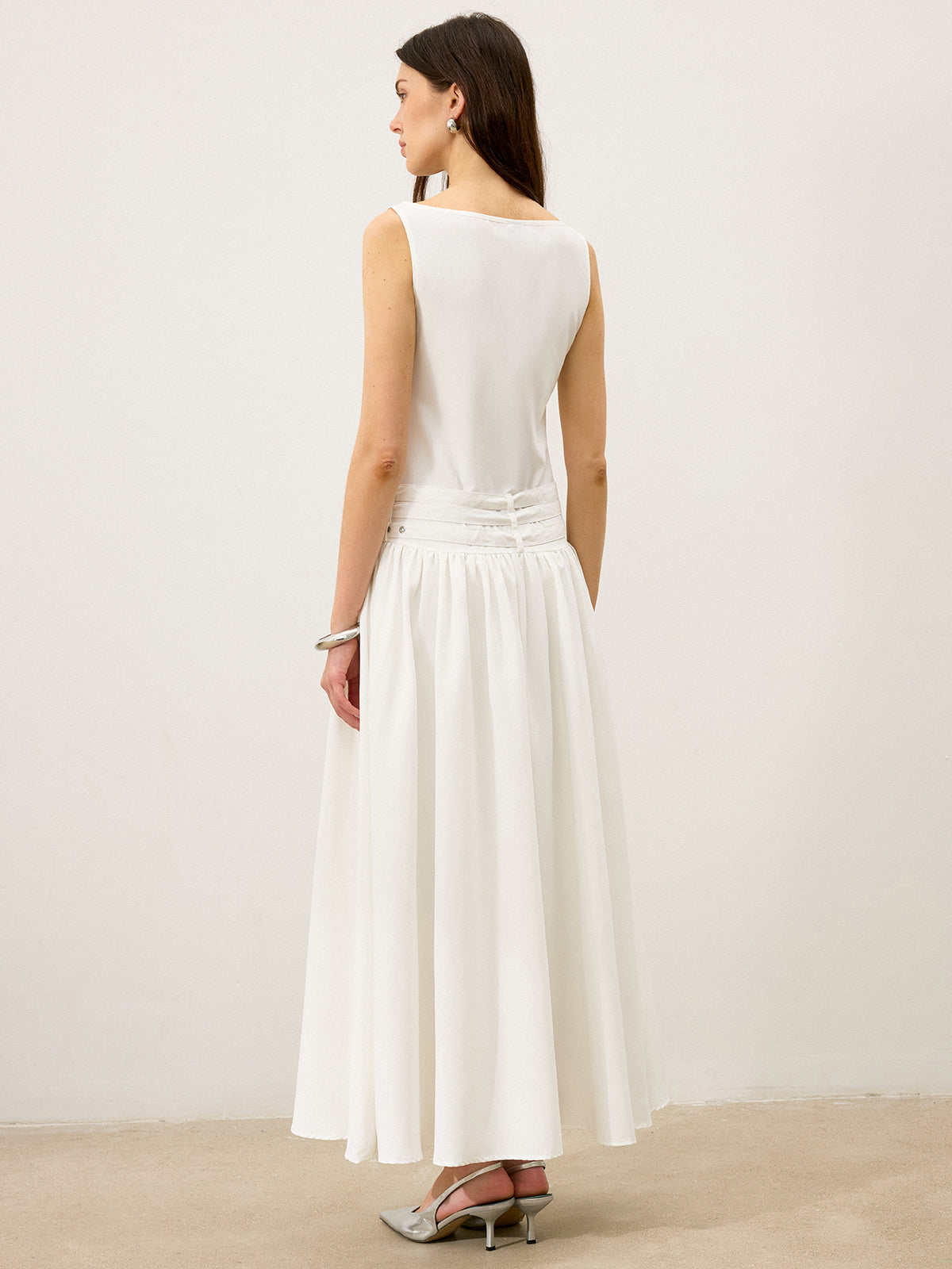 Tekne Yaka Çok Kemerli Düşük Bel Uzun Elbise