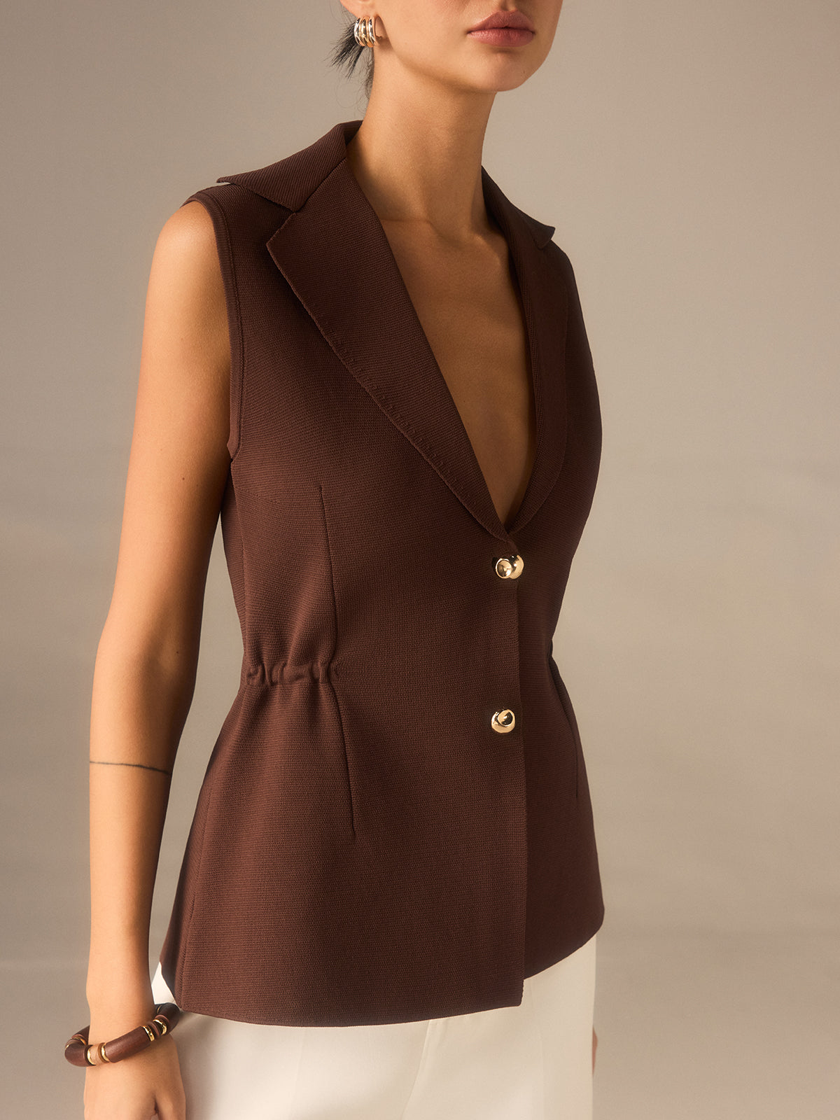 Metal Düğmeli Örme Kolsuz Blazer Yelek