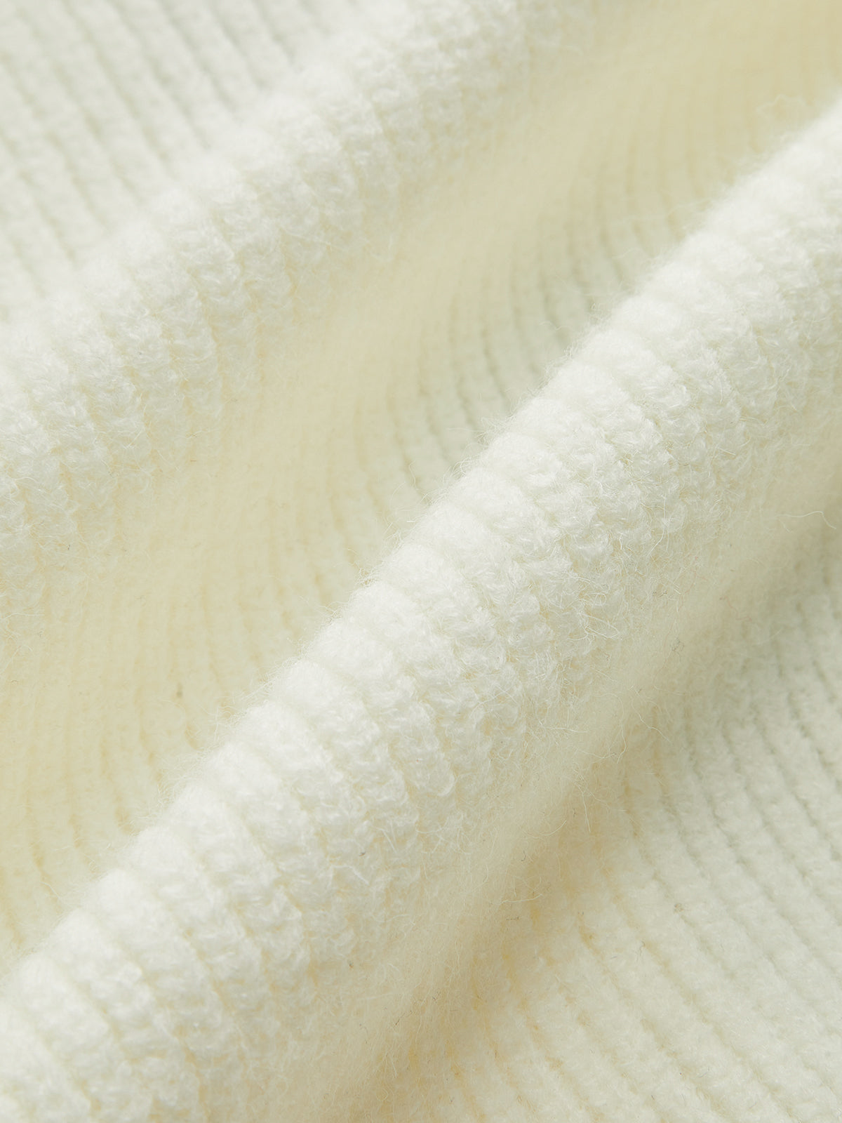 Kot Kenarlı Düğmeli Örgü Hırka