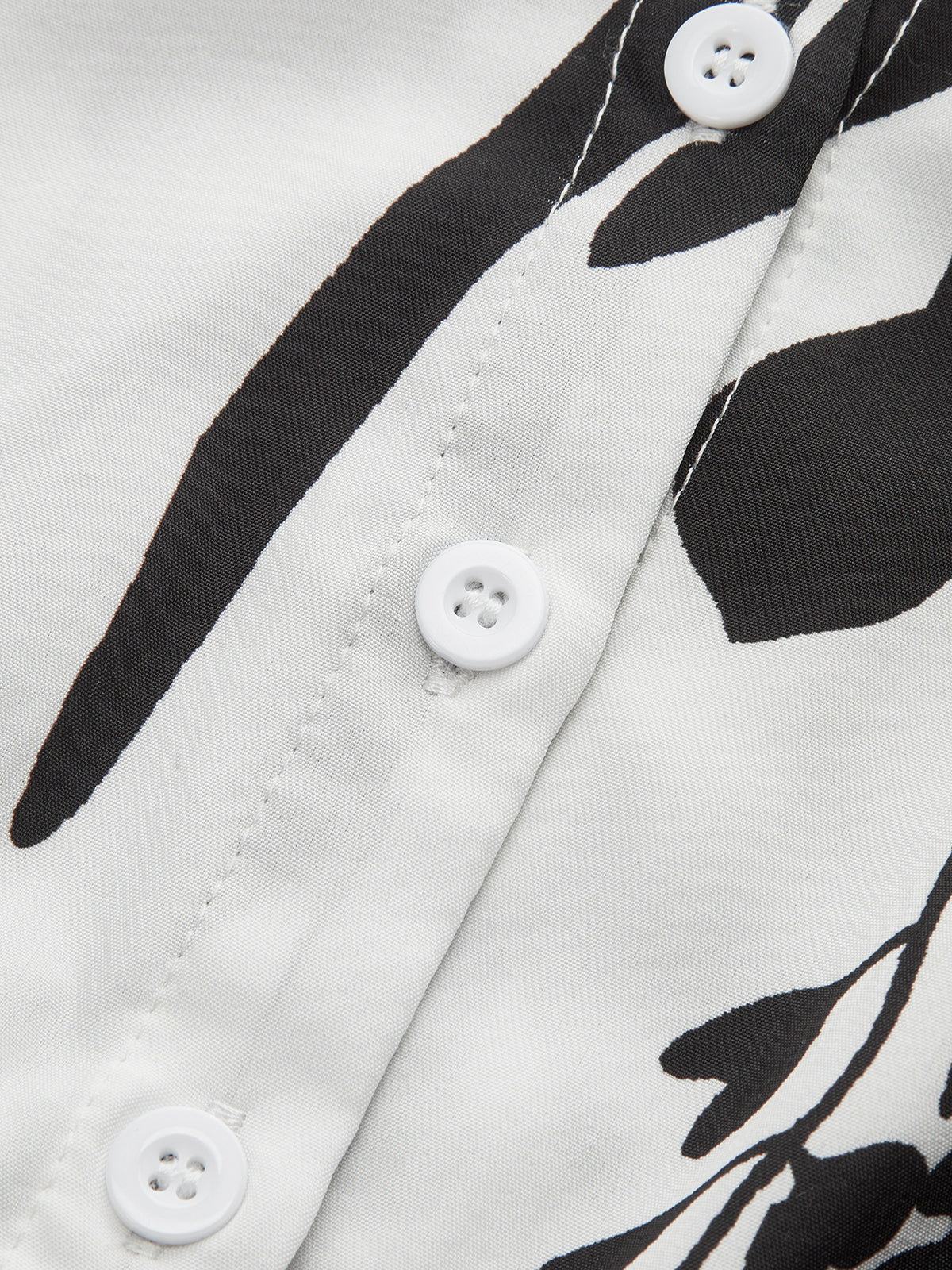 Volanlı Yakalı Kemerli Çiçek Desenli Uzun Elbise