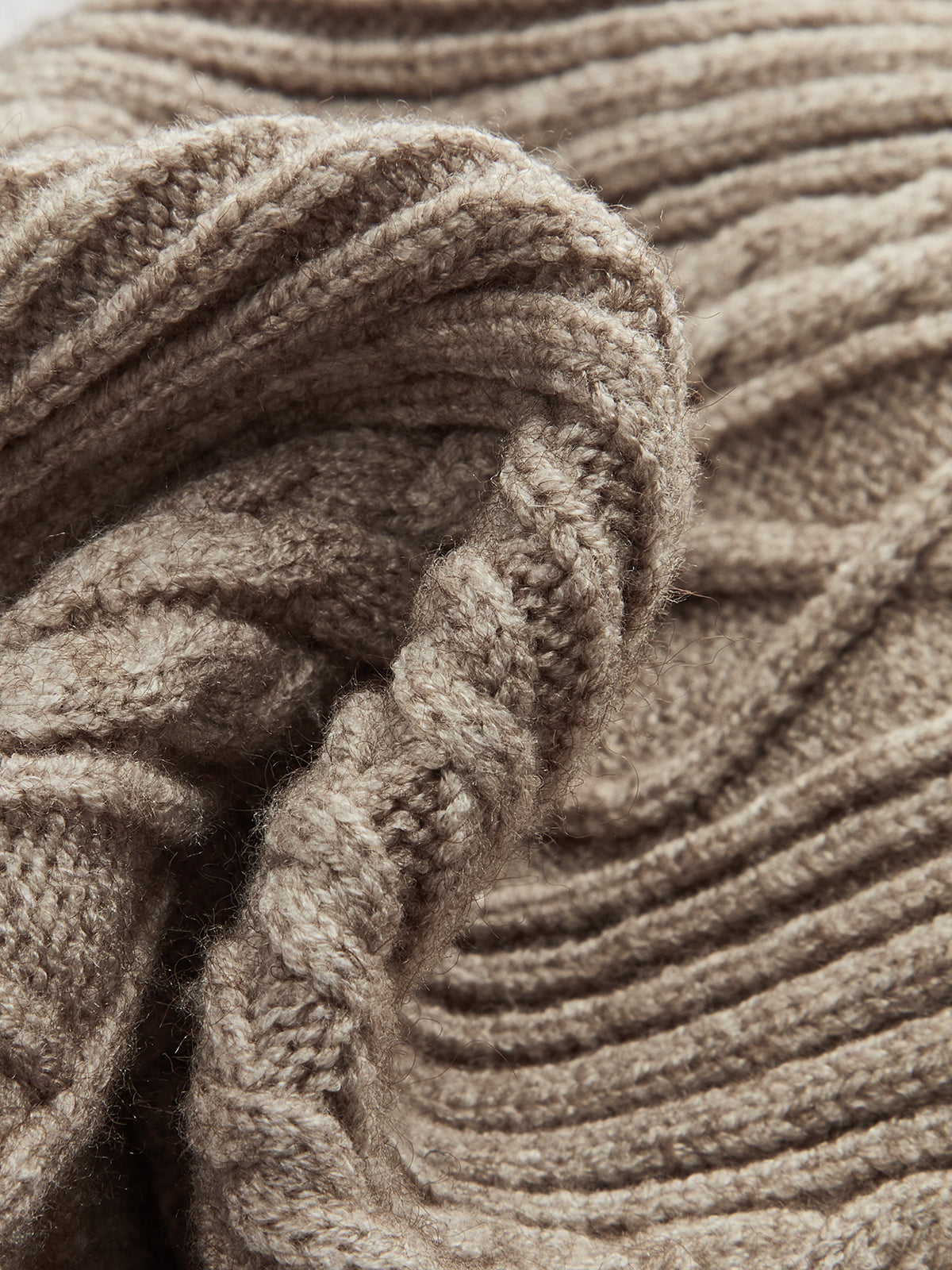 Orta Bel Bağcıklı Kablo Örgü Pantolon