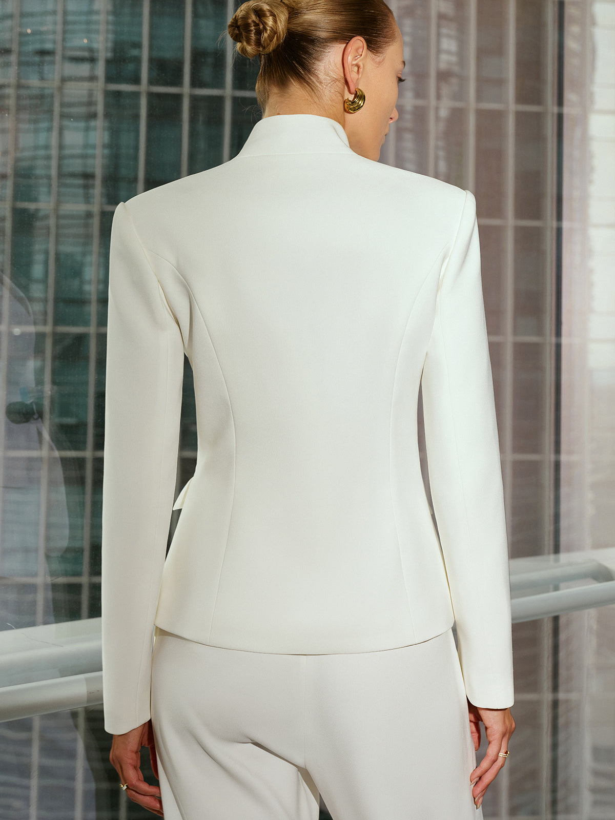 Toka Detaylı Dik Yaka Blazer