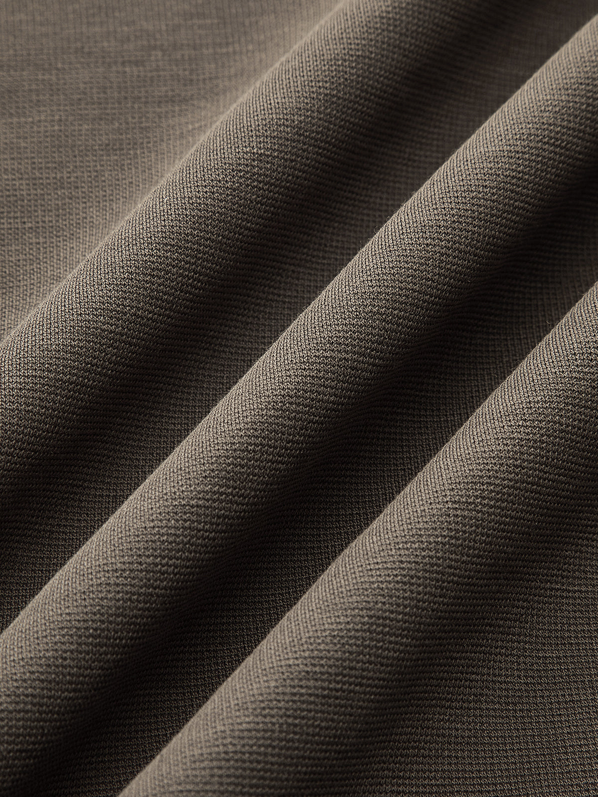 Kısa Kollu Yuvarlak Yaka Tişört