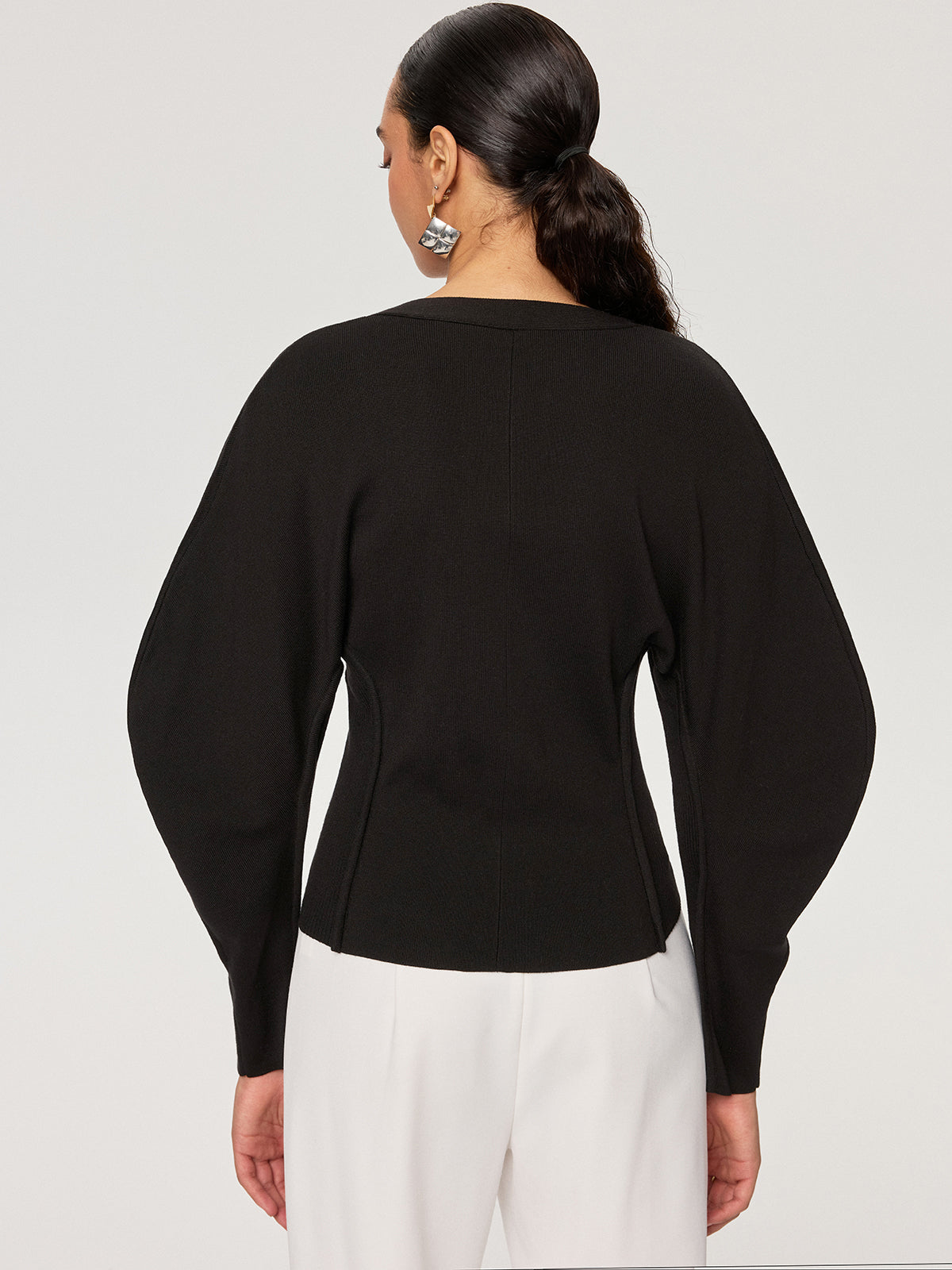 V Yakalı Önü Düğmeli Puf Kollu Hırka