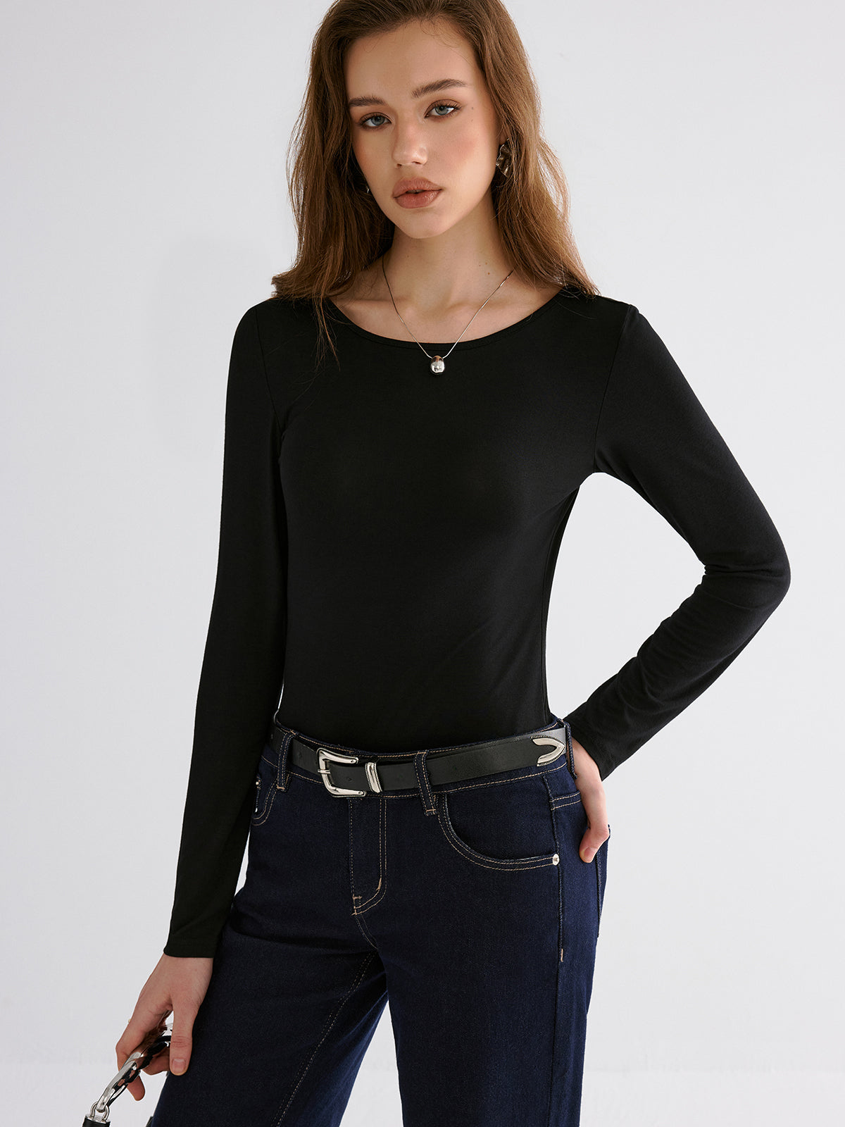 Kelebek Dantel Sırtlı Uzun Kollu Gömlek