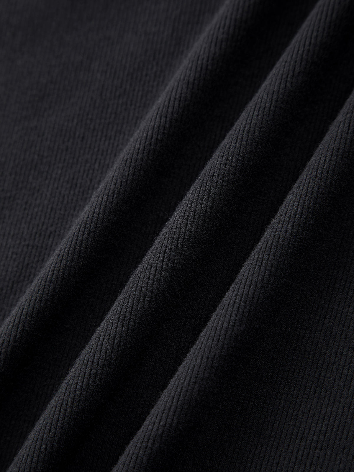 Düşük Omuzlu Bağcıklı Kapüşonlu Elbise