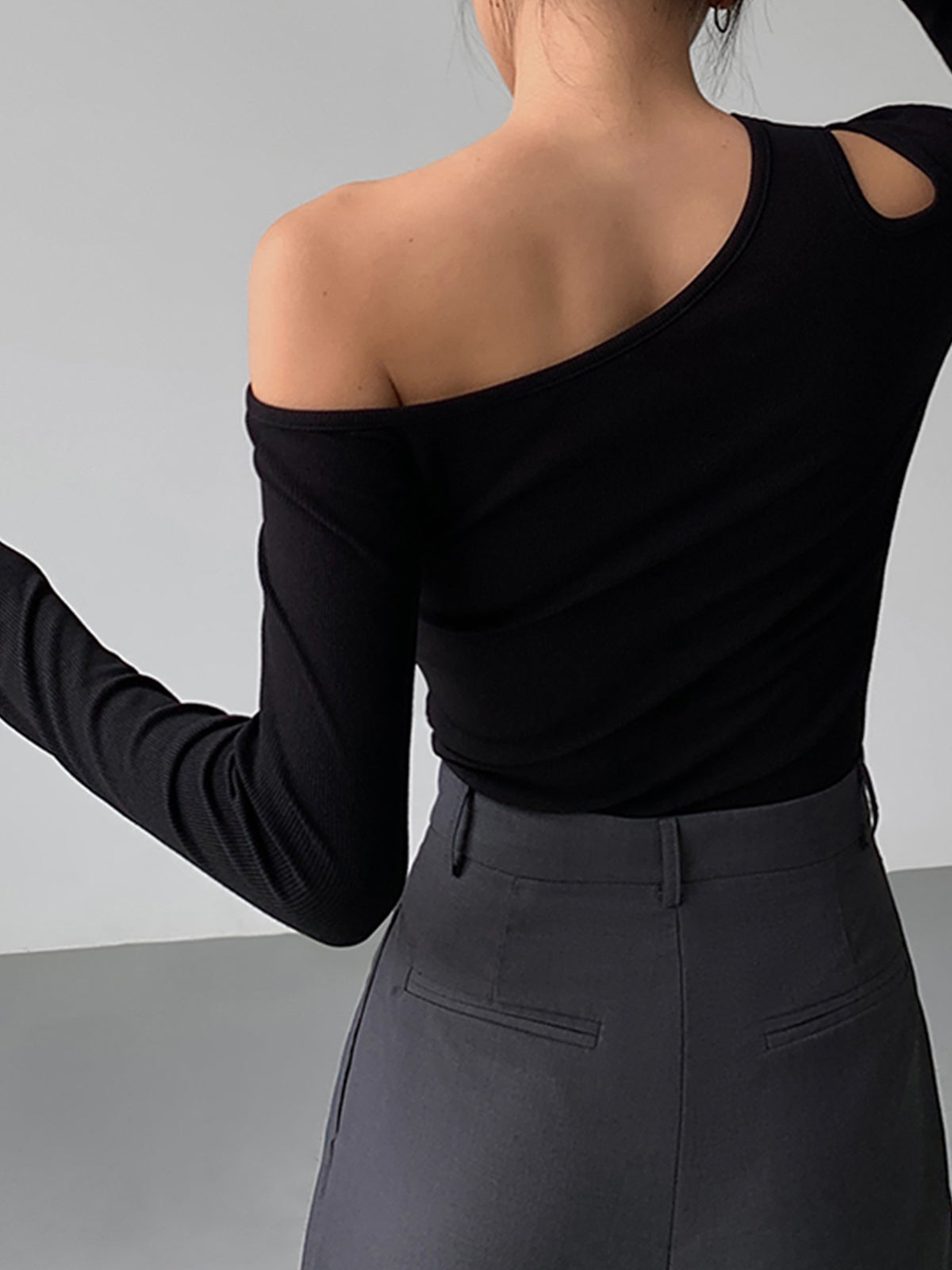 Slinky Kesikli Örgü Üst