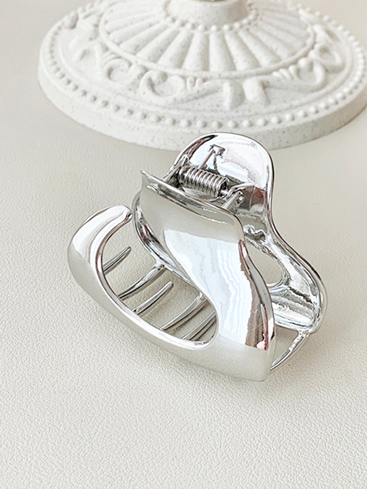 Gümüş Etkili Saç Pençesi