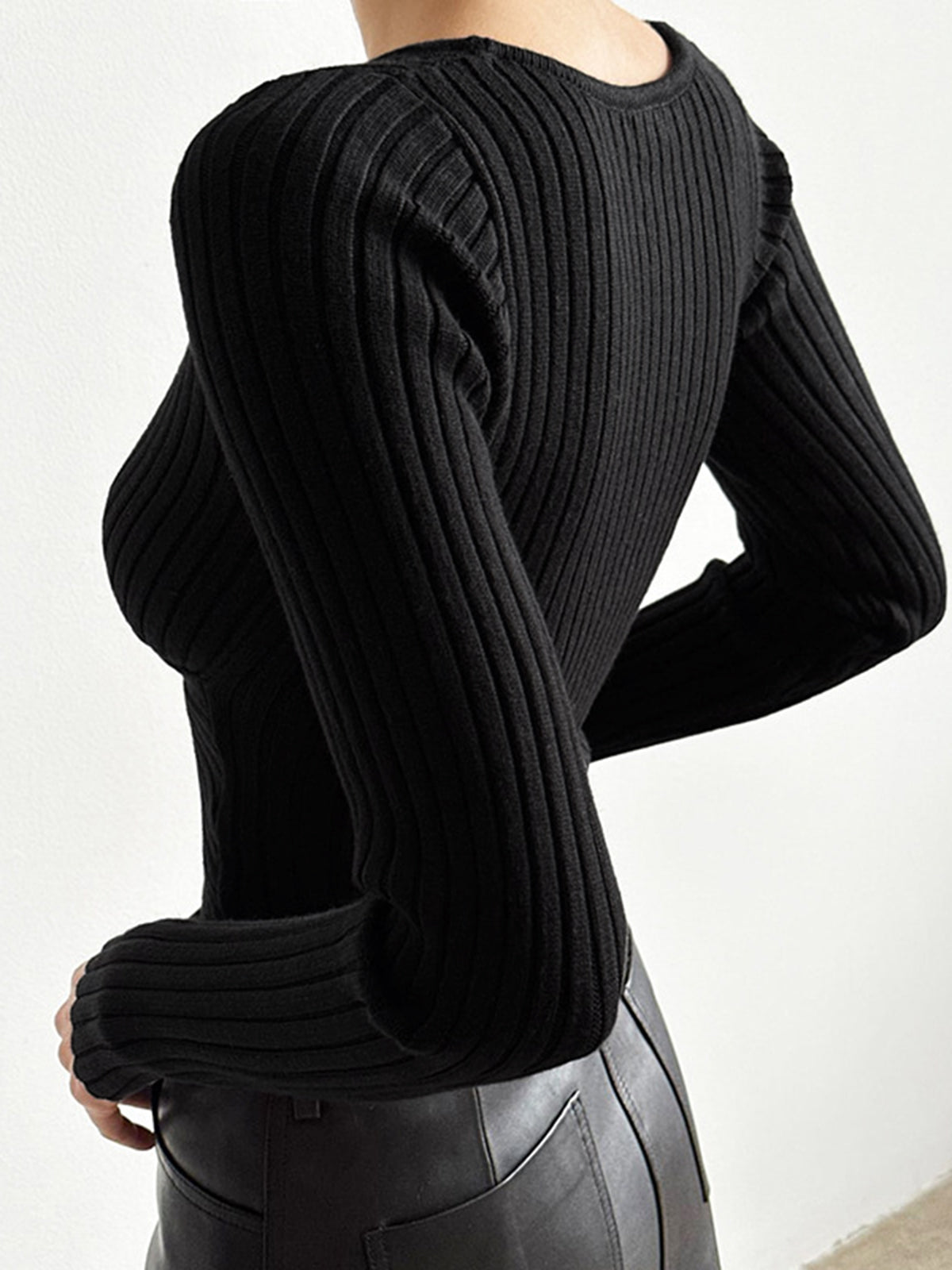 Kesikli Çapraz Örgü Kırpılmış Üst