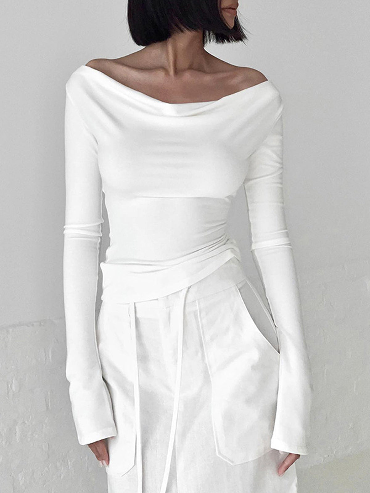 Düz Bağcıklı Açık Sırtlı Uzun Kollu Slinky Üst