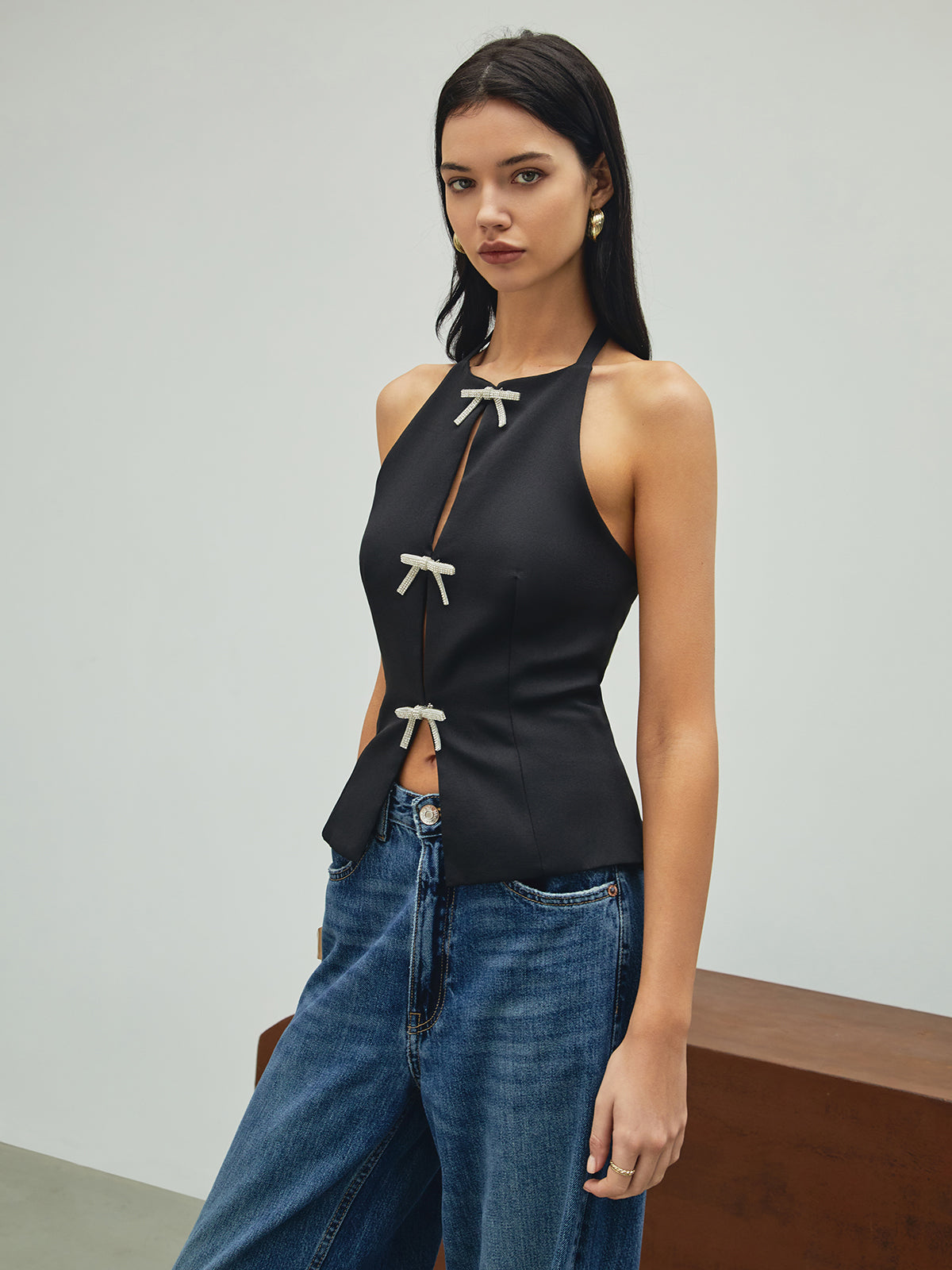 Yapay Elmas Fiyonklu Dekor Askılı Atlet