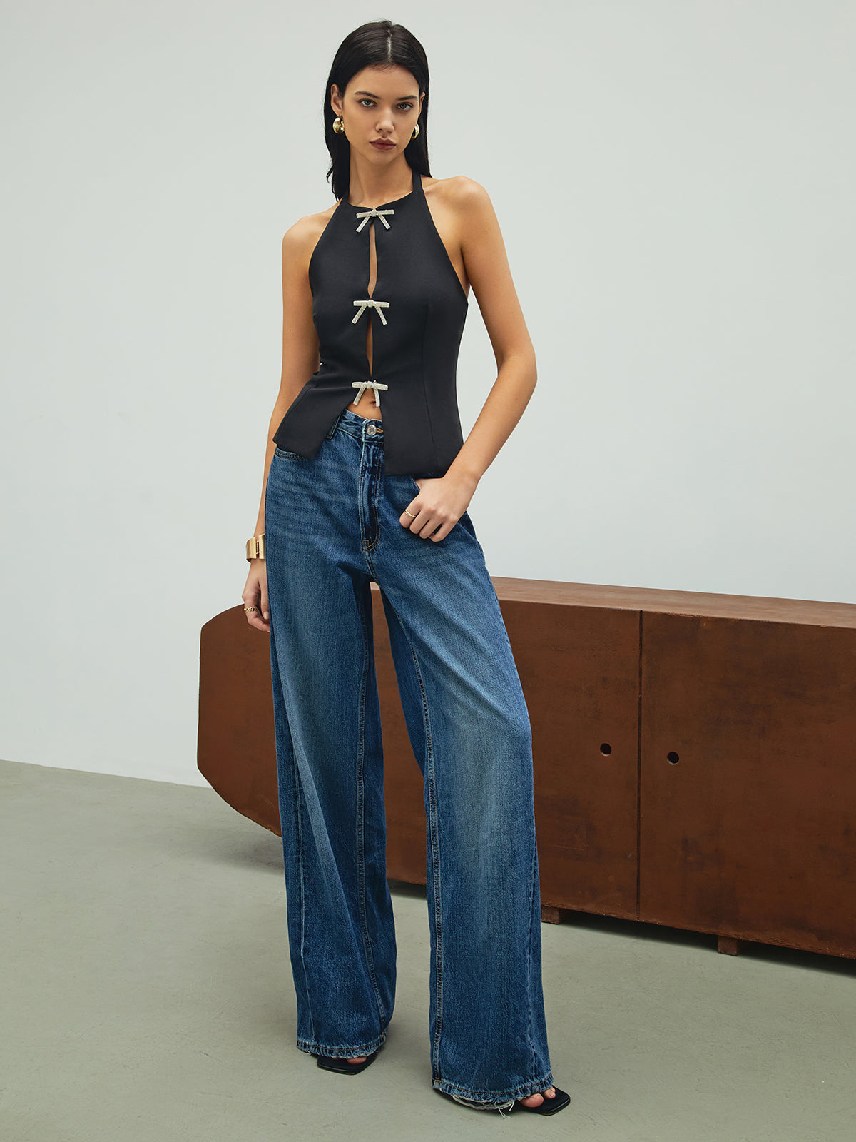 Yapay Elmas Fiyonklu Dekor Askılı Atlet