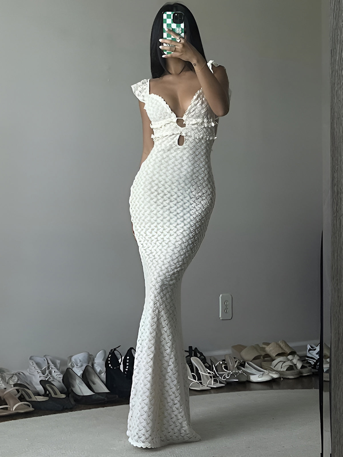 Yarı Şeffaf İnci Anahtar Deliği Yaka Askılı Uzun Elbise