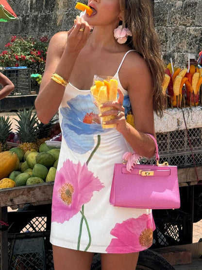 Sırtı Açık Çiçekli Kısa Elbise