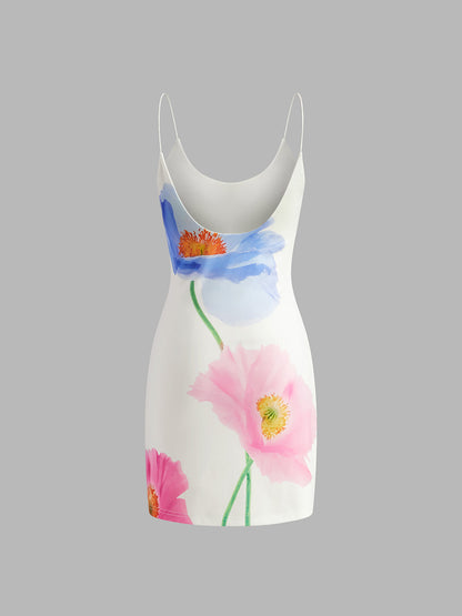 Sırtı Açık Çiçekli Kısa Elbise