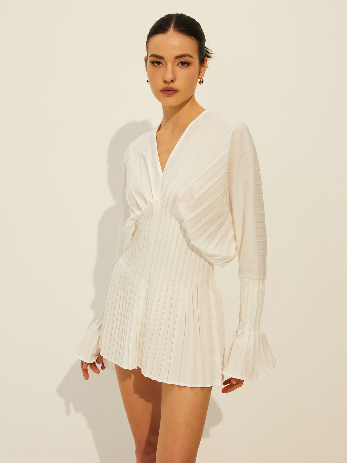 Pileli V Yaka Uzun Kollu Elbise