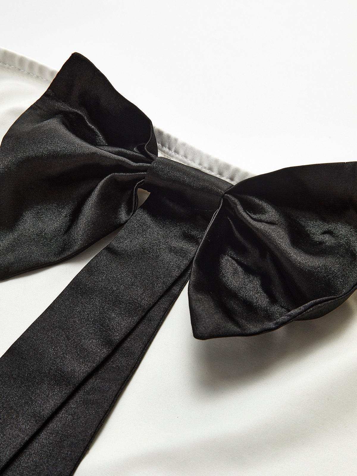 Önü Fiyonklu Straplez Uzun Elbise