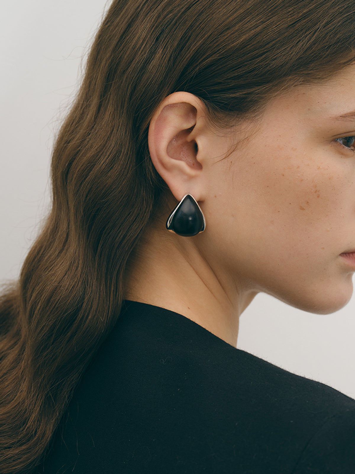 Geceyarısı Zarafeti Siyah Oniks Küpeler