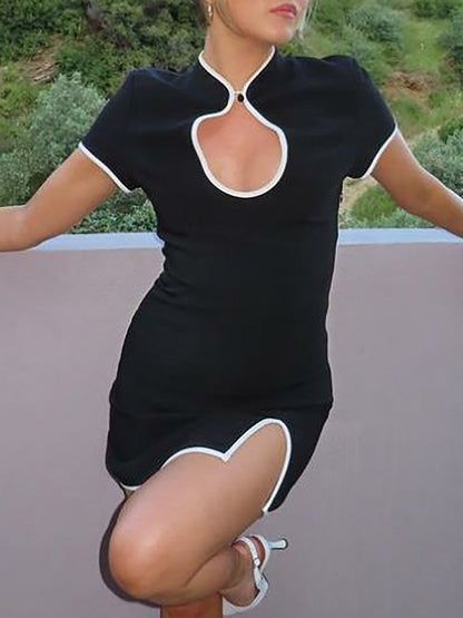 Kontrast Kesim Anahtar Deliği Yaka Elbise