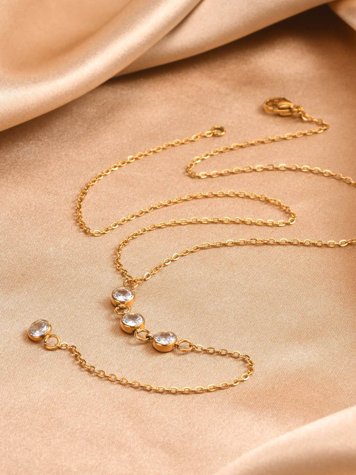 Yapay Elmas Lariat Damla Kolye