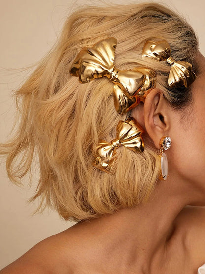 Altın Fiyonklu Saç Aksesuarı