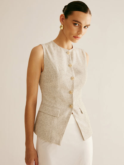 Zarif Göğüslü Kenarlı Yırtmaçlı Yelek