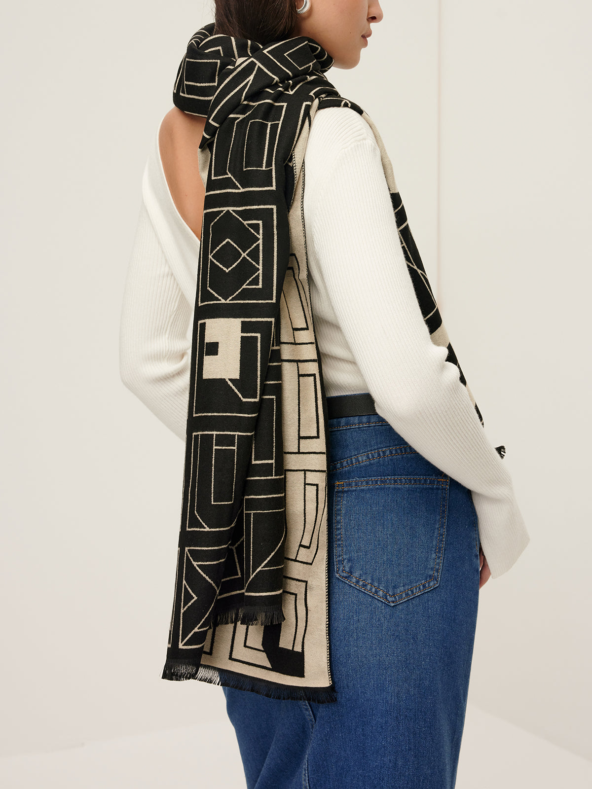 Vintage İki Renkli Harfli Atkı