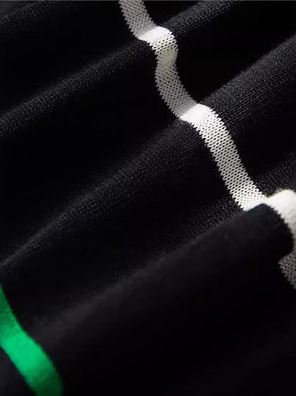 Yuvarlak Yaka Çizgili Örgü Üst