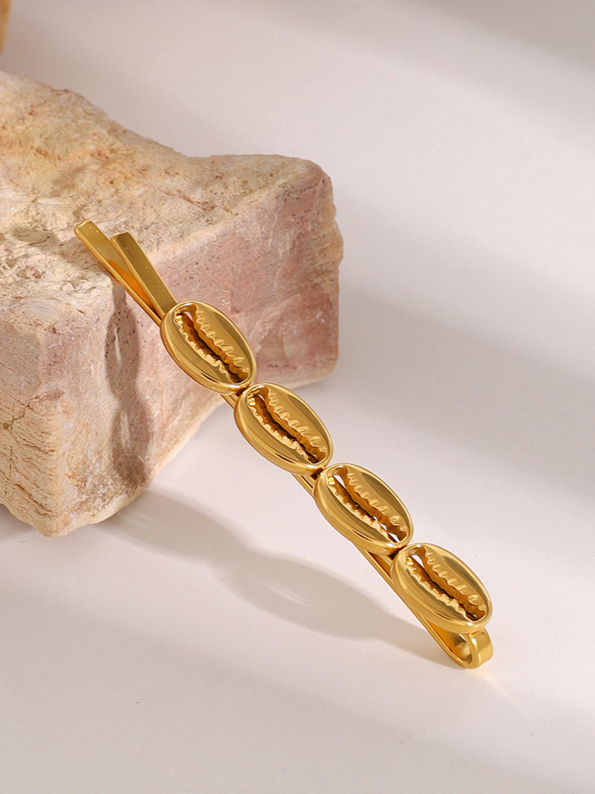 Altın Deniz Kabuğu Saç Aksesuarı