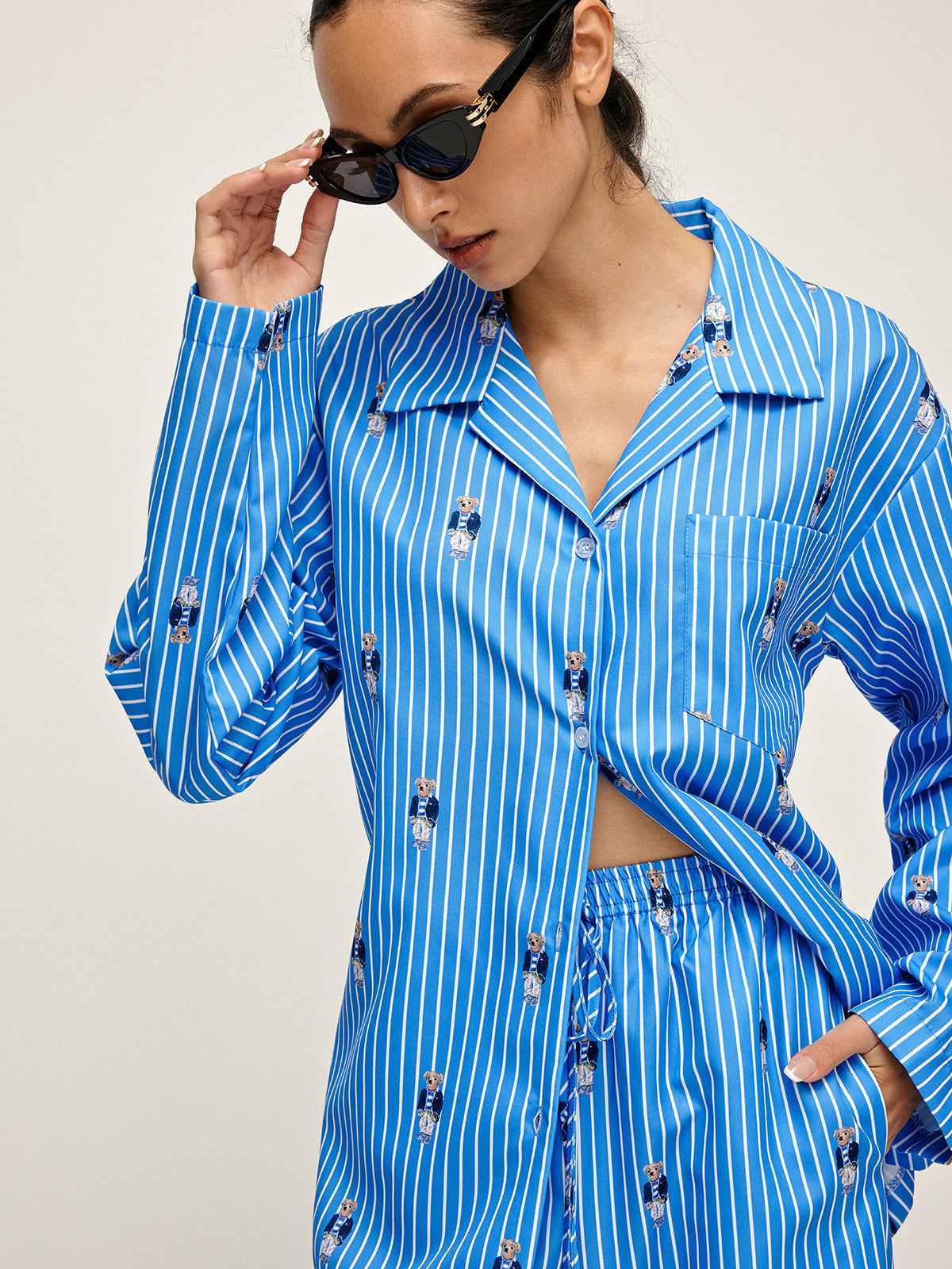 Çizgili Yaka Baskılı Pantolon Takımı