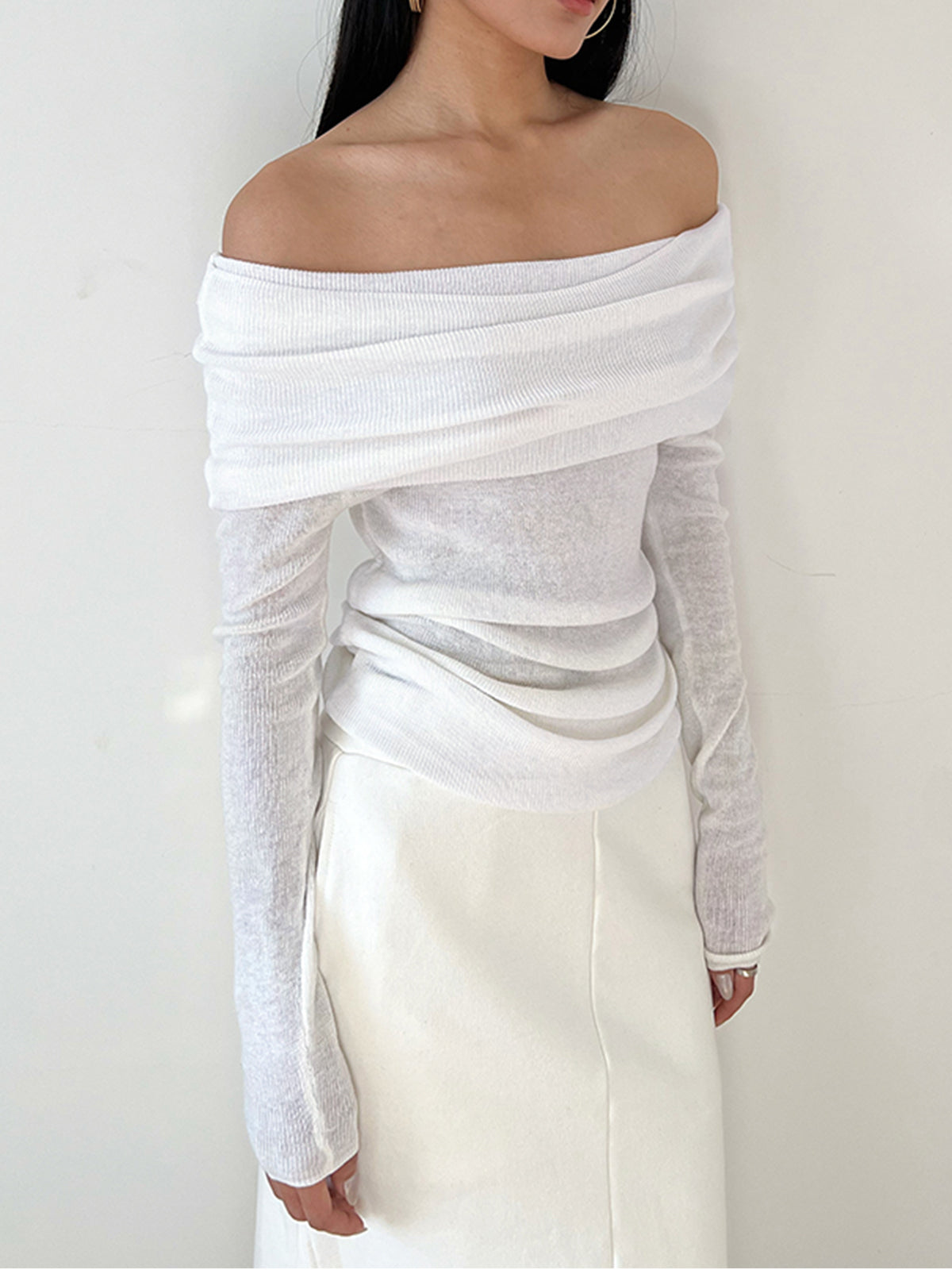 Yarı Şeffaf Katlı Omuzdan Açık Gömlek