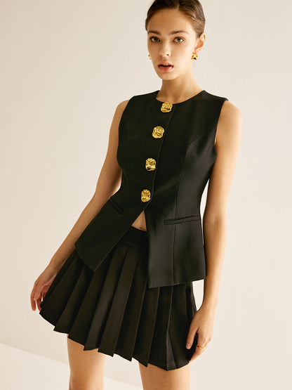 Altın Düğmeli Yelek