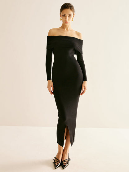 Omuzları Açık Yırtıklı Kazak Elbise