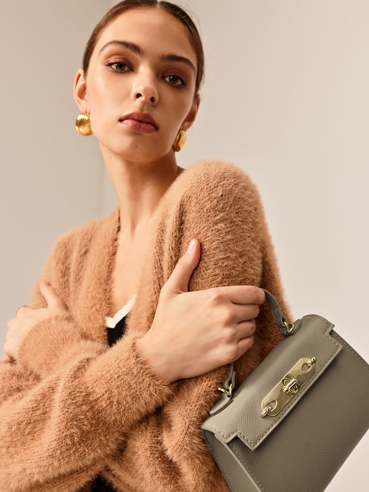 Mini Kapaklı Çapraz Çanta