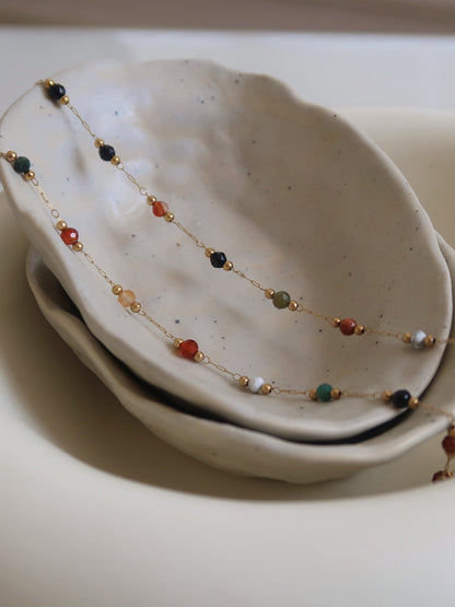 Renkli Boncuklu Bağlantı Kolyesi