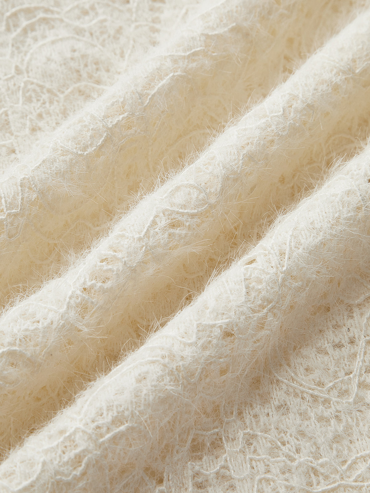 Çiçekli İçi Boş Örgü Yuvarlak Yaka Uzun Kollu Üst